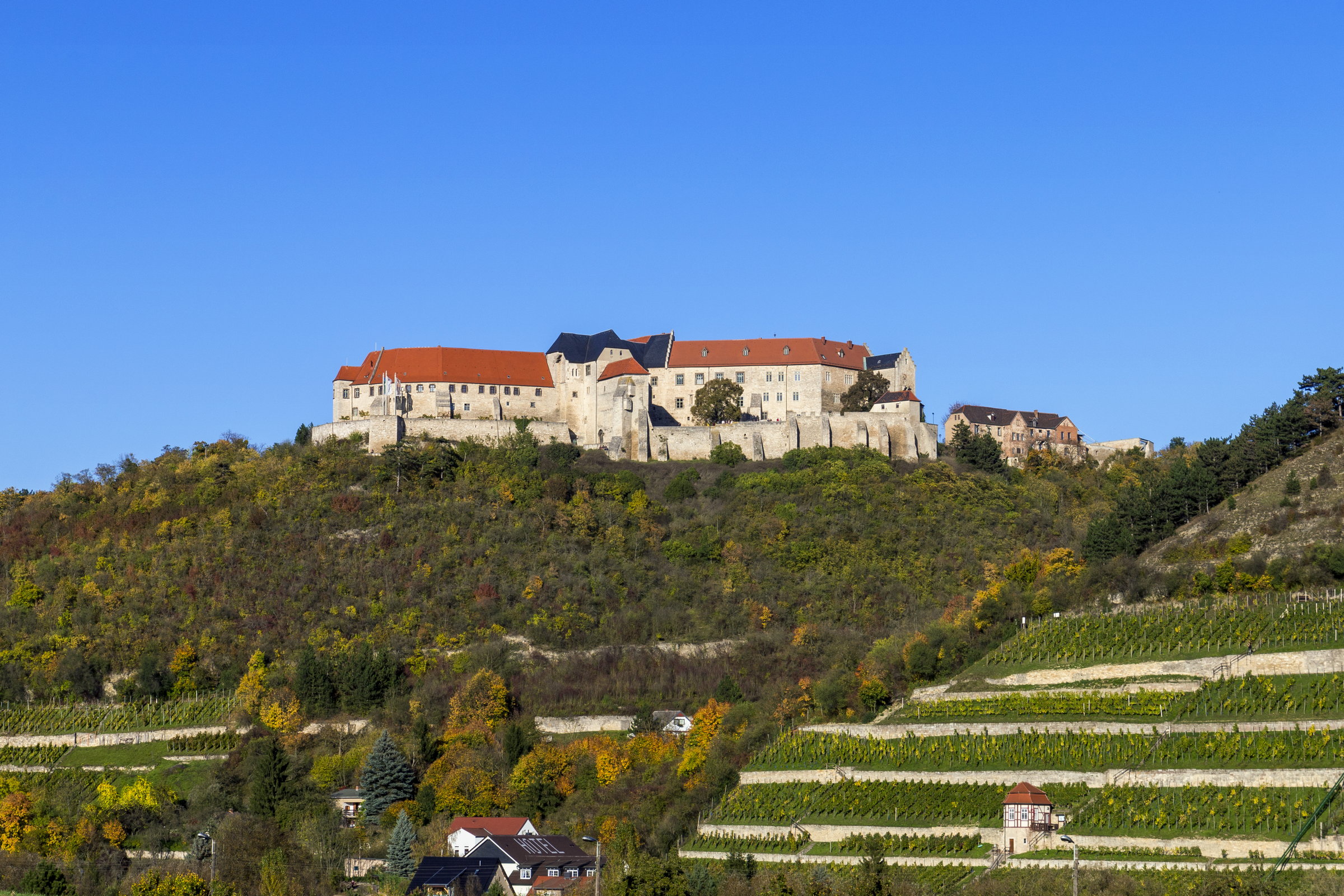 reiseziele-halle-saale-unstrut-ebike-mieten-225391693