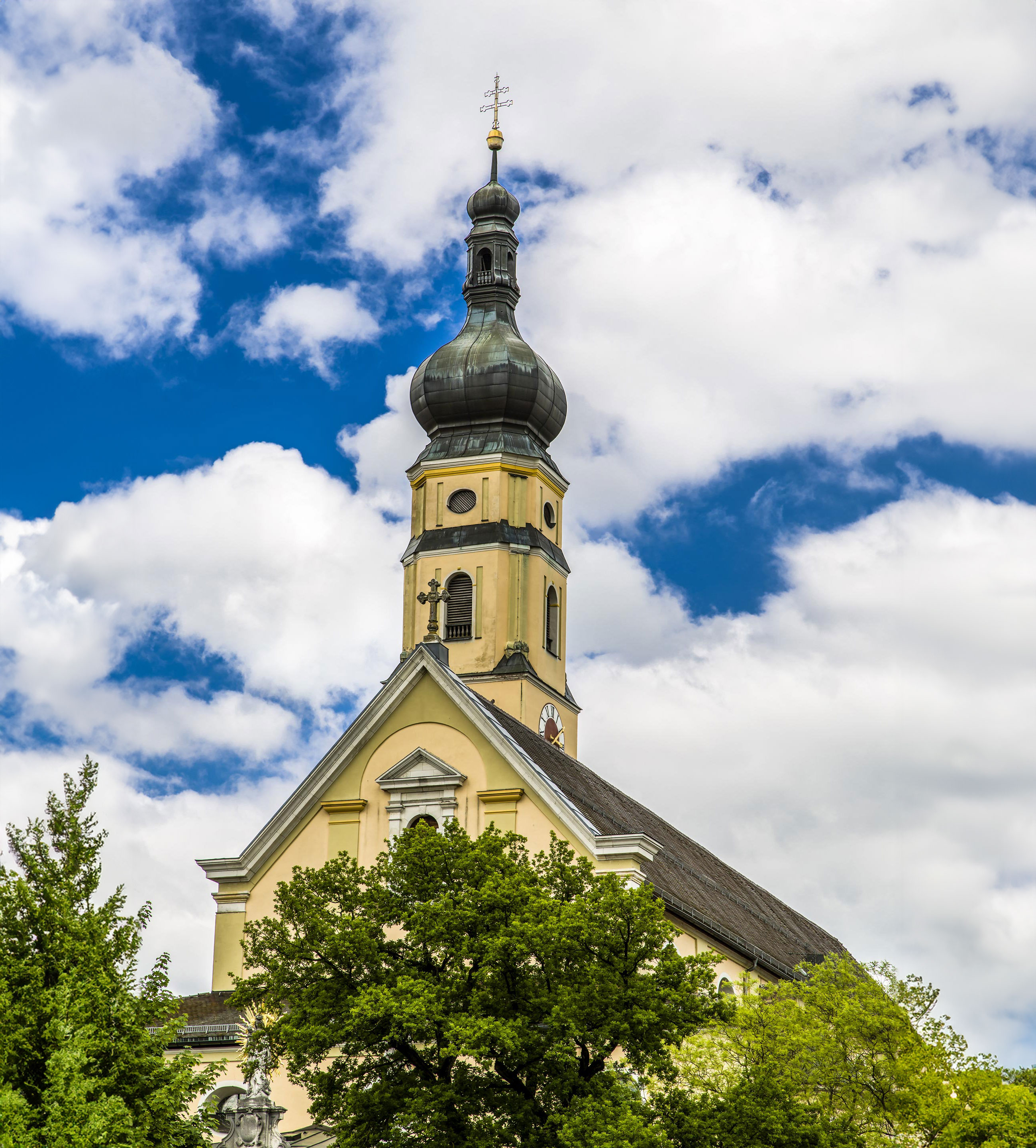 Isarmuendung-Deggendorf-Radweg-Ebike-shutterstock_201214784