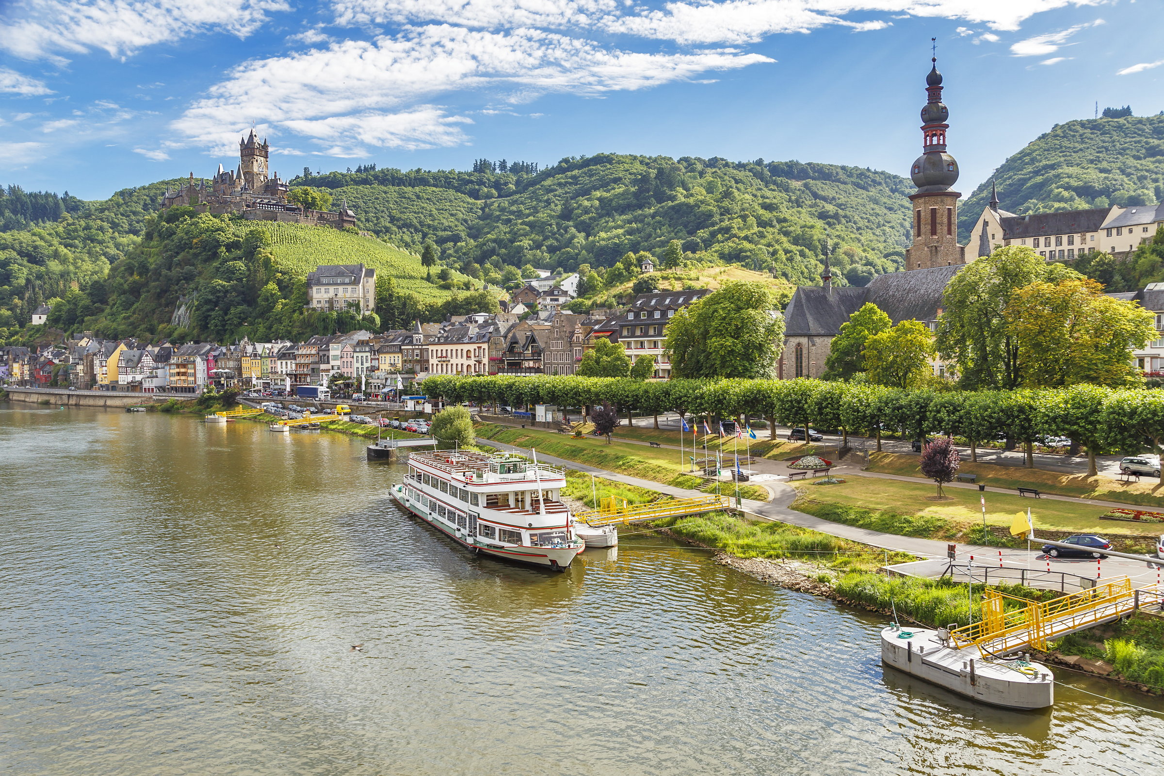 reiseziele-mosel-saar-region-ebike-mieten-151980746
